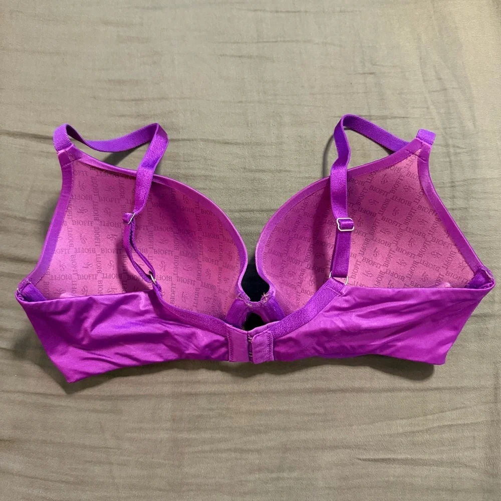 Victoria’s Secret Purple BIOFIT Demi Uplift Bra size 34D - Picture 2 of 6